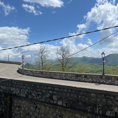 La Casa Sul Ponte Castelgrande Exterior foto